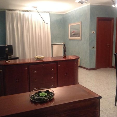 B&B Humana Rozzano Εξωτερικό φωτογραφία