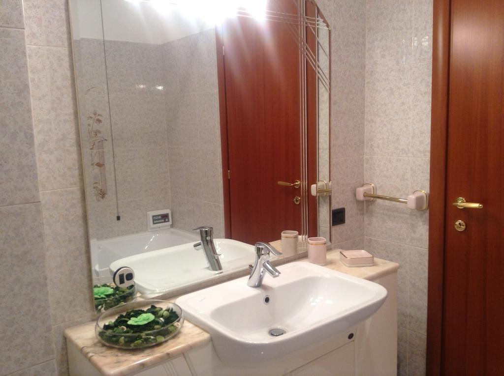 B&B Humana Rozzano Εξωτερικό φωτογραφία